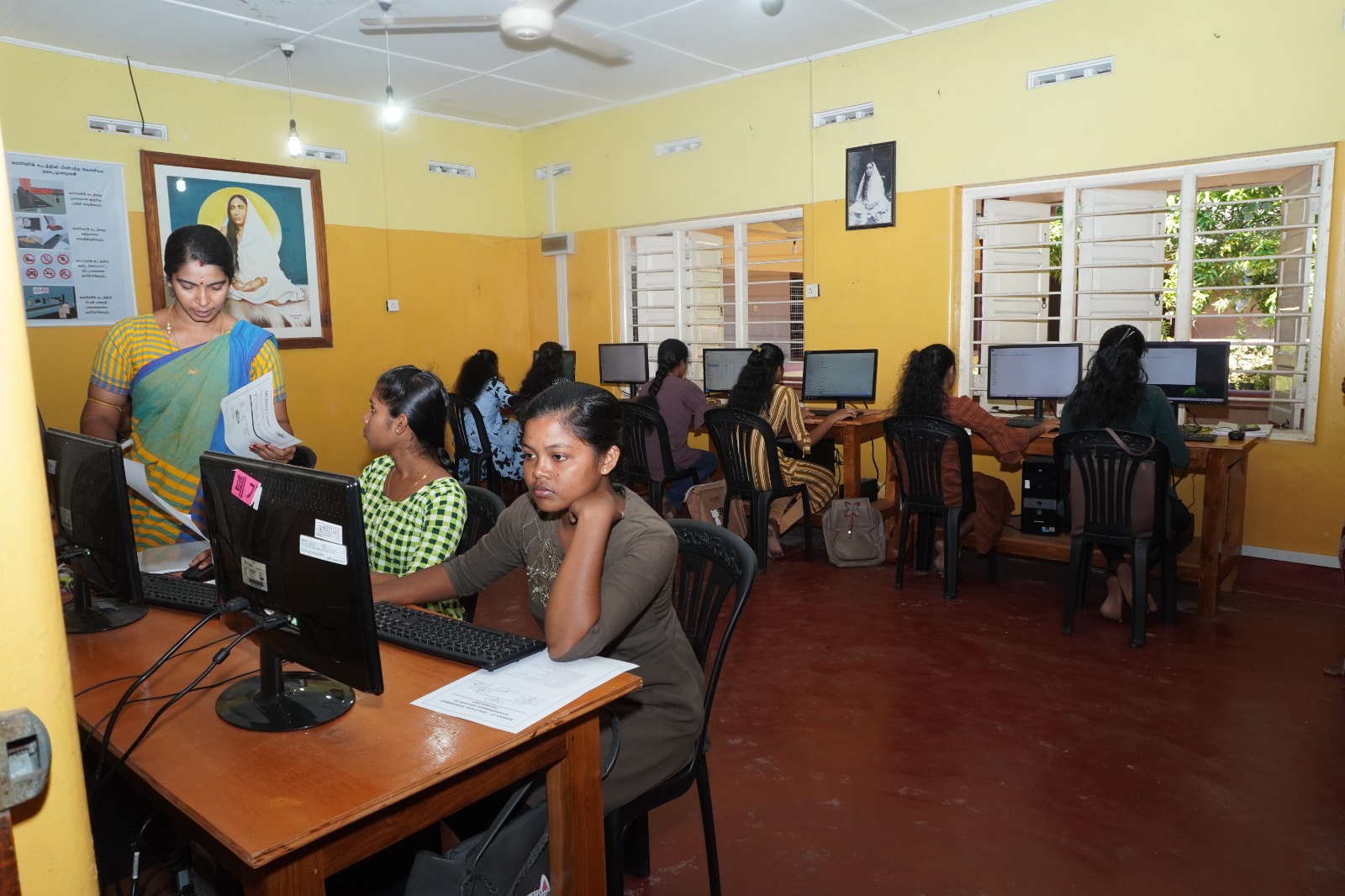 Evaluation for the Trainees of Karaitivu Community College